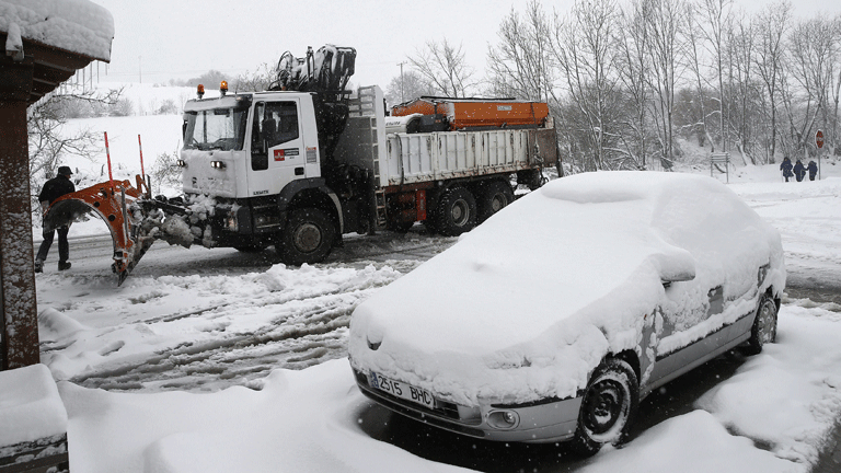 El temporal de nieve remite, aunque todavía afecta a zonas del norte