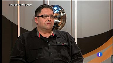 Ir al Video&nbsp;Tenemos que hablar - Jos&eacute; Luis Aranda se reducir&aacute; el est&oacute;mago