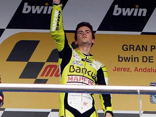 Ver v&iacute;deo  'Terol se afianza en 125 cc'