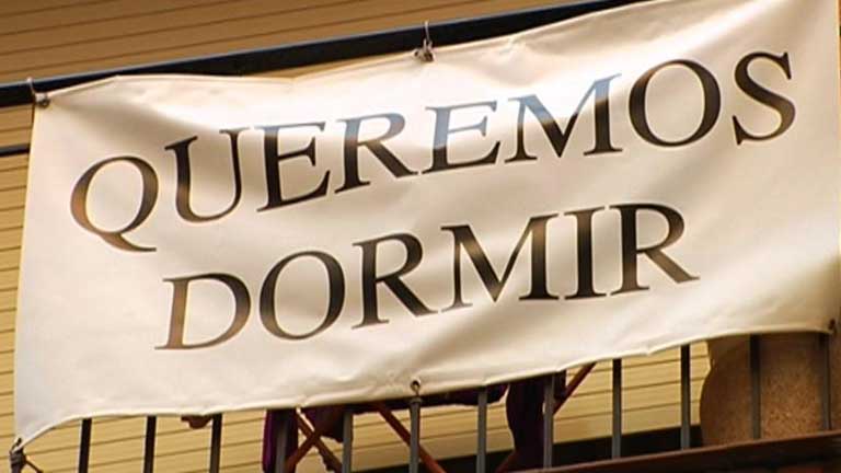 Las terrazas, ocio para unos, ruido casi insoportable para otros