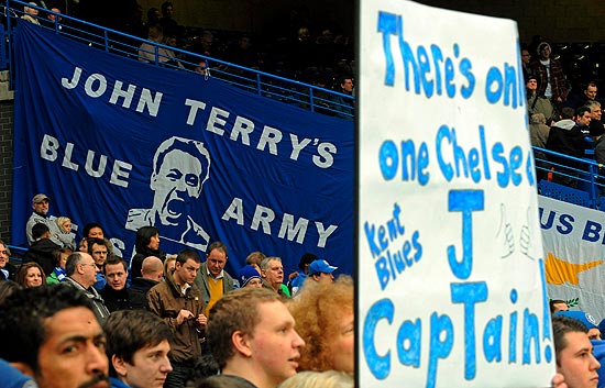 Stamford Bridge mostr&oacute; su cari&ntilde;o por el capit&aacute;n Terry