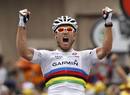 Thor Hushovd celebra su trunfo en la 13&ordf; etapa, en una carrera muy noruega.