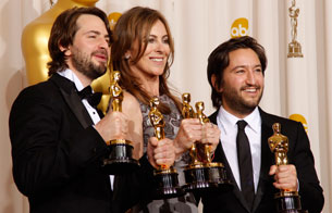 Ver v&iacute;deo  ''En tierra hostil' hace historia en los Oscar'