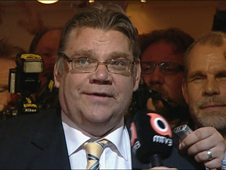 Ver v&iacute;deo  'Timo Soini: "Finlandia no puede seguir pagando las fiestas de Europa"'