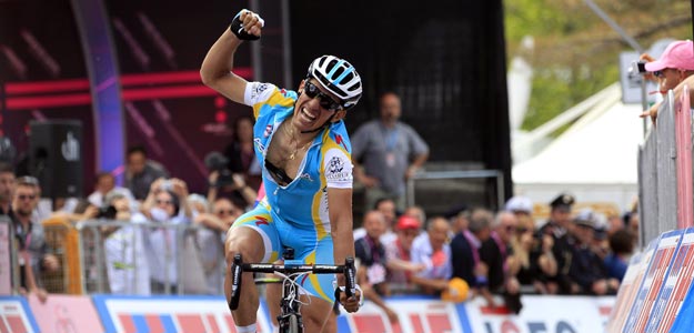 Tiralongo gana la s&eacute;ptima etapa del Giro