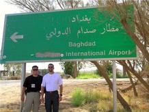 Todd Irinaga y George Piro en Bagdad Todd Irinaga y George Piro en Bagdad