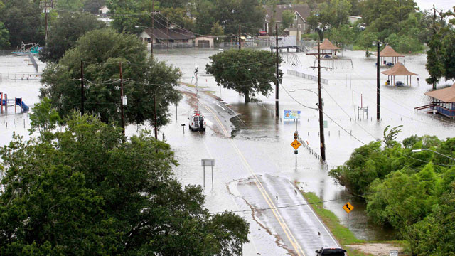 La tormenta tropical Lee golpea la costa sureste de Estados Unidos