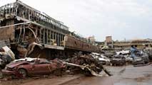 Ir al Video&nbsp;Un tornado devasta Oklahoma City