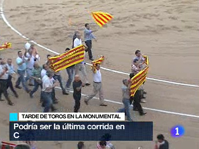 Protaurinos y antitaurinos protestan ante la que podr&iacute;a ser la &uacute;ltima corrida en Barcelona