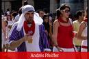 &iexcl;A los toros!