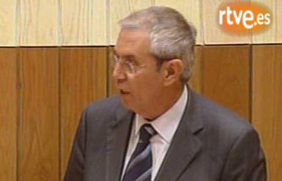 El socialista Emilio P&eacute;rez Touri&ntilde;o es elegido en julio de 2005 presidente de la Xunta de Galicia