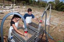 Trabajos de lavado en el campamento de Pinilla del Valle