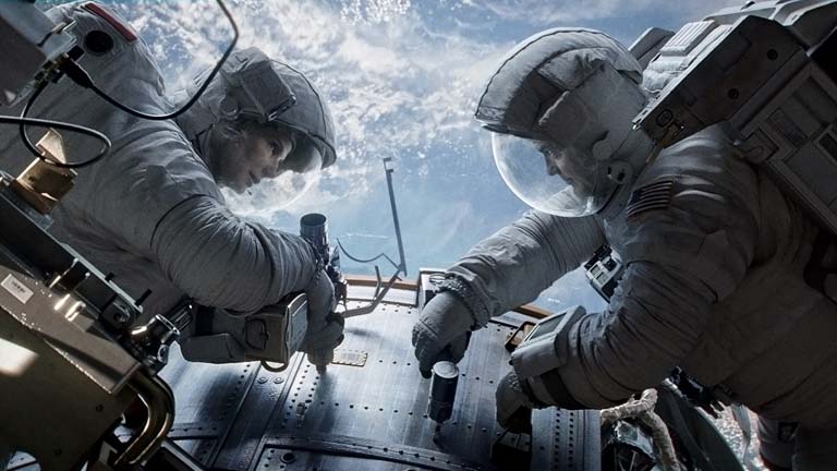 RTVE.es estrena el tráiler de 'Gravity', con George Clooney y Sandra Bullock en misión espacial