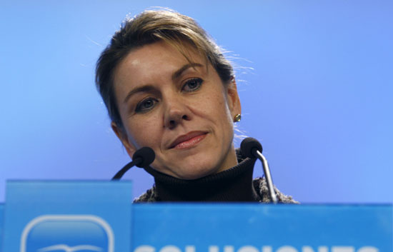 Cospedal anuncia la suspensi&oacute;n de la investigaci&oacute;n interna en el PP para esclarecer la presunta trama de espionaje en Madrid