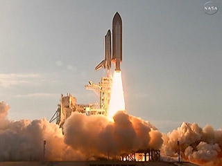 Ver v&iacute;deo  'El transbordador Discovery parte hacia su &uacute;ltima misi&oacute;n espacial'