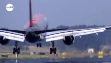 transporte ecolgico - avi&oacute;n a propulsi&oacute;n