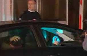 Ver v&iacute;deo  'Trasladados los etarras detenidos a Bayona'