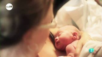 Ver v&iacute;deo  'tres14 - Curiosidades cient&iacute;ficas - Reconocer la voz de la madre'