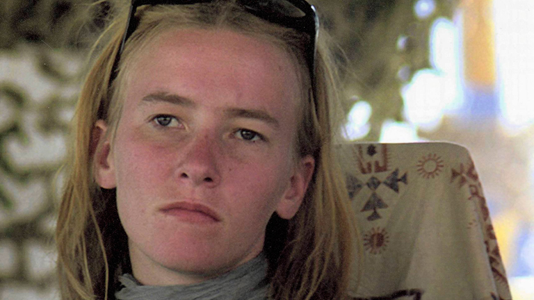 http://img.irtve.es/imagenes/tribunal-israeli-exonera-estado-muerte-activista-estadounidense-rachel-corrie/1346200246597.jpg