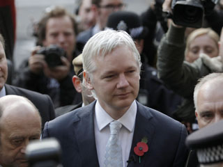 Ver v&iacute;deo  'El Tribunal Superior de Londres decide este lunes si autoriza la extradici&oacute;n de Assange a Suecia'