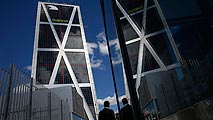 Ir al Video&nbsp;La troika pide a Espa&ntilde;a que siga vigilando a la banca ante los "elevados riesgos" de la econom&iacute;a