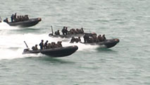 Ir al Video&nbsp;TVE asiste en Rota a un entrenamiento de la Armada