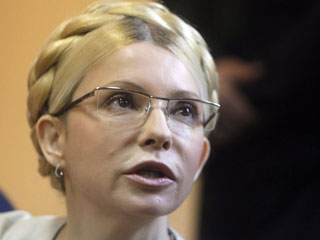 Ver v&iacute;deo  'Ucrania ha condenado a siete a&ntilde;os de prisi&oacute;n a la exprimera ministra Yulia Timoshenko por abuso de poder'
