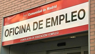 Ver v&iacute;deo  'UGT y CCOO sospechan que los trabajos sociales a cambio de la prestaci&oacute;n por desempleo sustituyan empleo p&uacute;blico'