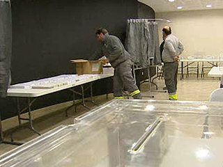 Ver v&iacute;deo  '&Uacute;ltimos preparativos para la jornada electoral catalana'