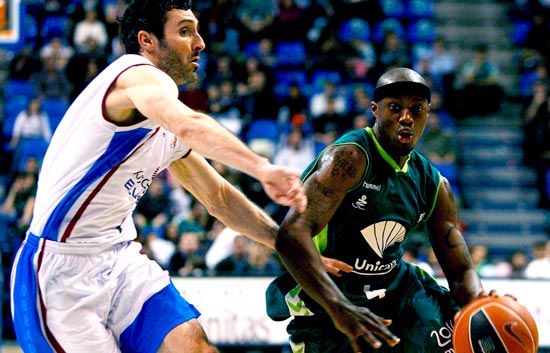 Unicaja M&aacute;laga 89-58 Xacobeo Blu:Sens