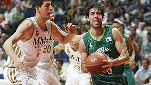 Ver v&iacute;deo  'Unicaja vuelve a toparse con el Madrid'
