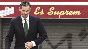 Ver v&iacute;deo  'Urdangarin llega a los juzgados este domingo para retomar su declaraci&oacute;n'