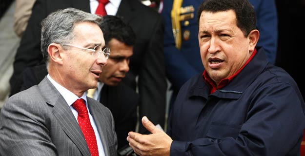 Uribe y Ch&aacute;vez