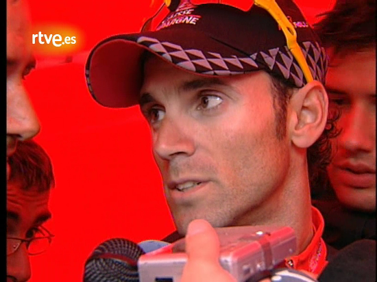 Ver v&iacute;deo  'Valverde: "He sufrido pero La Vuelta es m&iacute;a"'