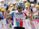 Jelle Vanendert logr&oacute; la victoria en Plateau de Belle, aprovechando la ausencia de movimientos entre los favoritos.