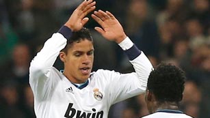 Ver v&iacute;deo  'Varane acapara la atenci&oacute;n tras el 'cl&aacute;sico''