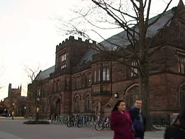 El Nobel de Vargas Llosa repercute en Princeton, la universidad en la que ense&ntilde;a