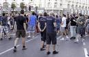VARIOS CIENTOS DE FUNCIONARIOS PROTESTAN POR LOS RECORTES CERCA DEL CONGRESO