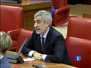 Ir al Video&nbsp;Varios grupos parlamentarios piden explicaciones a la ministra de Defensa sobre la venta de bombas de racimo