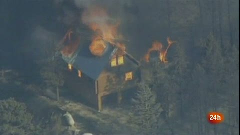 Ver v&iacute;deo  'Varios incendios forestales azotan a cinco estados de EE.UU.'