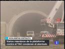 Ir al Video&nbsp;Varios miembros de la plataforma contra el Tren de Alta Velocidad vasco han condenado el atentado de ETA
