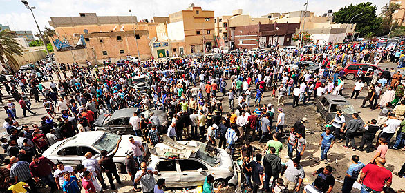 Varios muertos tras un atentado cerca de un hospital de la ciudad libia de Bengasi