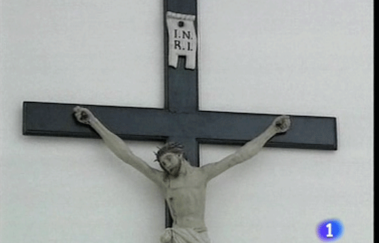 El Vaticano critica que Europa prefiera las calabazas a los crucifijos
