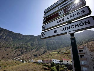 Ver v&iacute;deo  'Los vecinos de El Hierro est&aacute;n tranquilos por el momento'