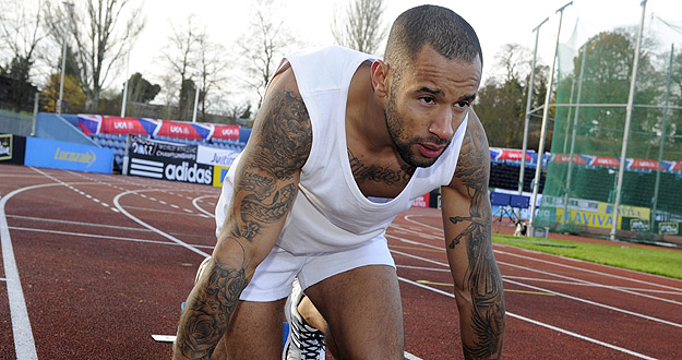 El veloncista británico James Ellington quiere recaudar dinero para poder preparar los JJOO de Londres 2012. El veloncista británico James Ellington quiere recaudar dinero para poder preparar los JJOO de Londres 2012.