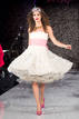 Vestido princesa blanco - Betsey Johnson - Spring 2013 Mercedes-Benz Fashion Week
