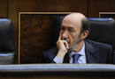 El vicepresidente y candidato socialista a las pr&oacute;ximas elecciones escucha al presidente
