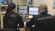 Ir al Video&nbsp;Las v&iacute;ctimas de explotaci&oacute;n sexual denuncian: "Te encierras a no ser nadie"