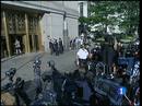 Ir al Video&nbsp;Las v&iacute;ctimas de Madoff est&aacute;n satisfechas con la condena a 150 a&ntilde;os de c&aacute;rcel