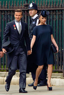 Victoria Beckham luci&oacute; unos alt&iacute;simo zapatos de Louboutin